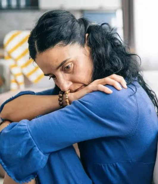 Woman working through unhealthy relationship patterns and dating challenges
