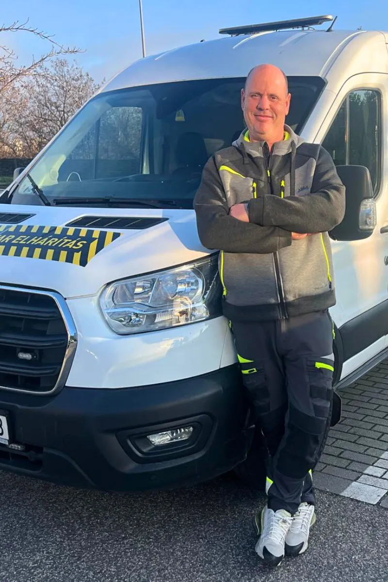 vilagi tamas dugulaselharitas tuzolto szakember budapest