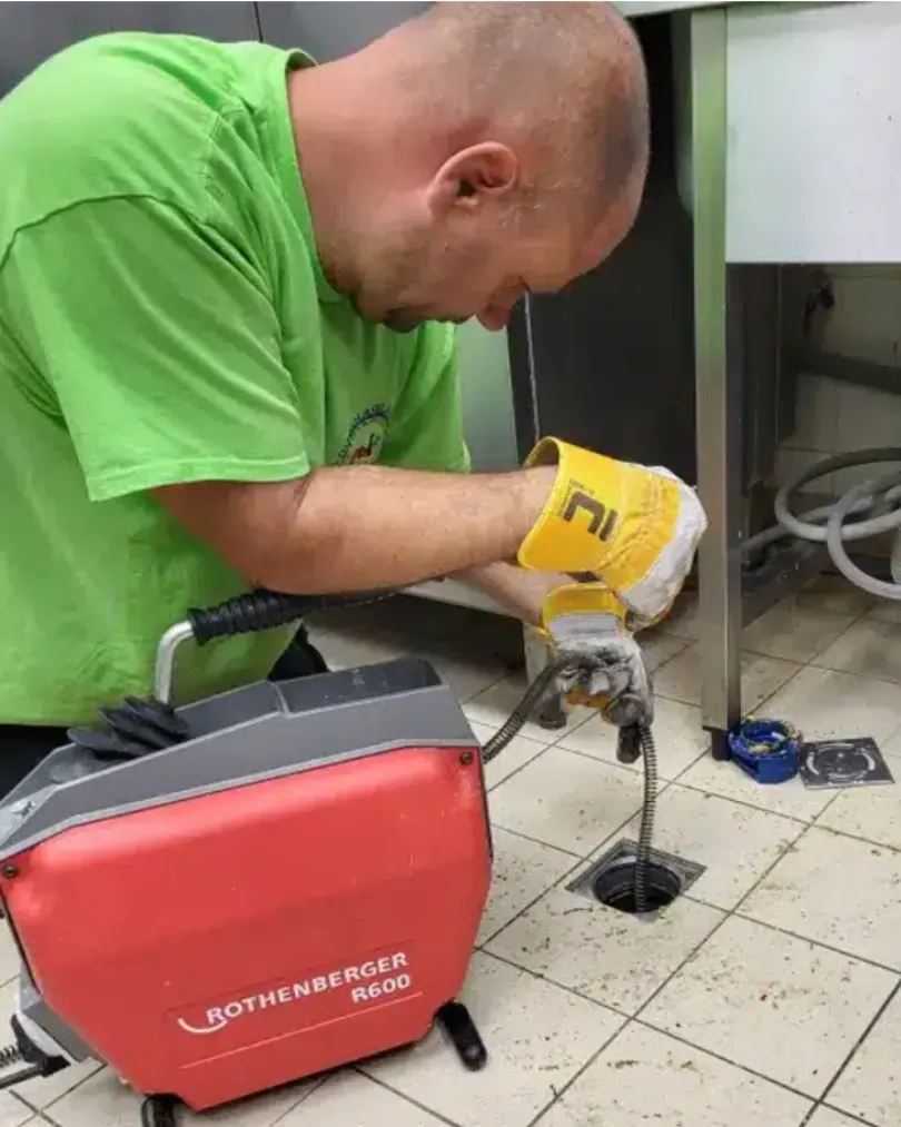 WC duguláselhárítás Budapesten szakemberrel