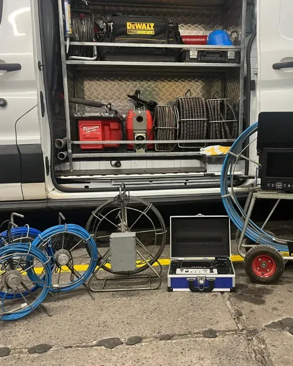 Csatornakamerás vizsgálathoz használt korszerű eszköz közelről