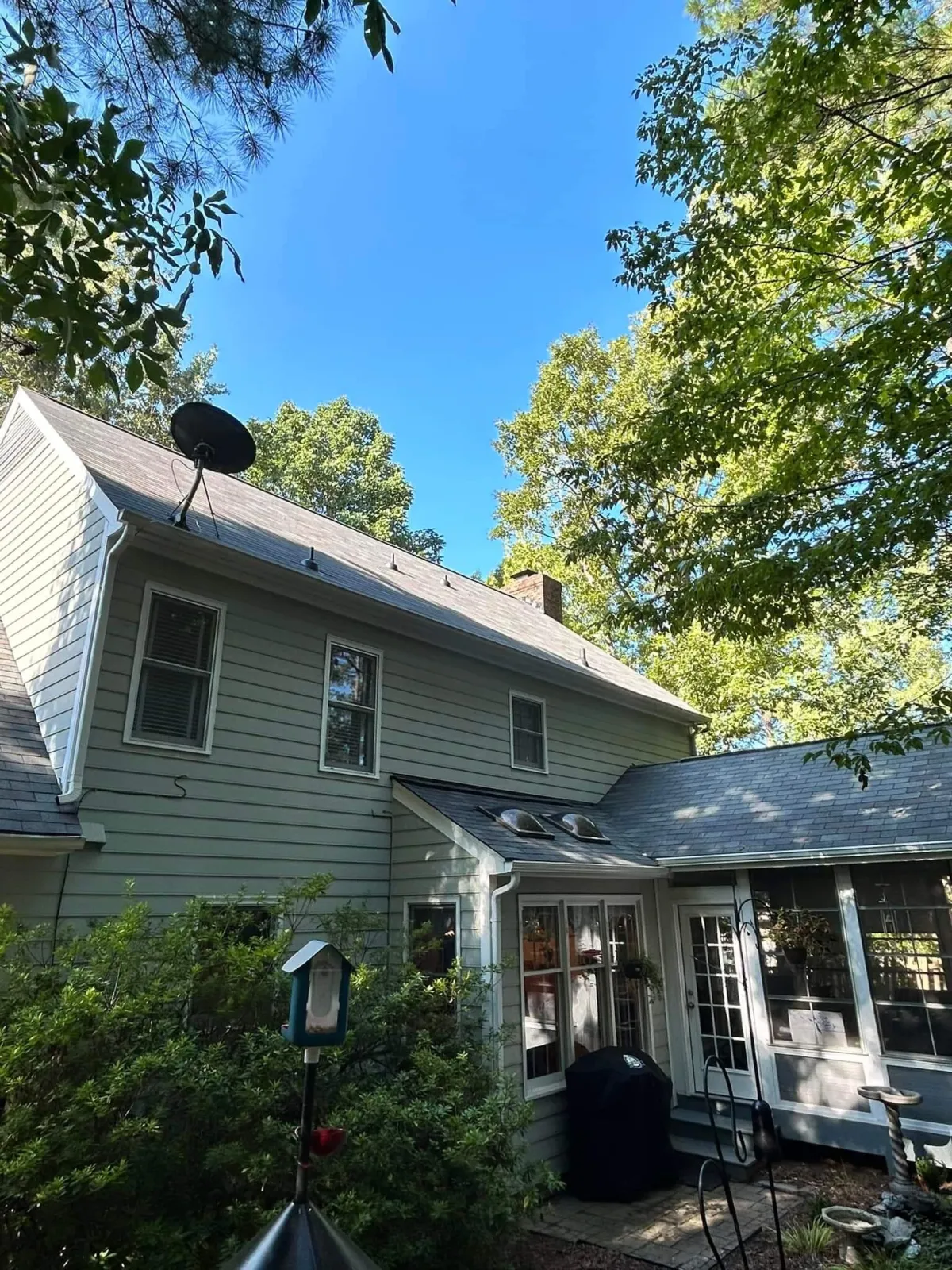 Roof repacement service