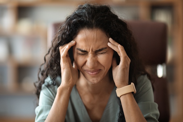 Women with Migraine Pain