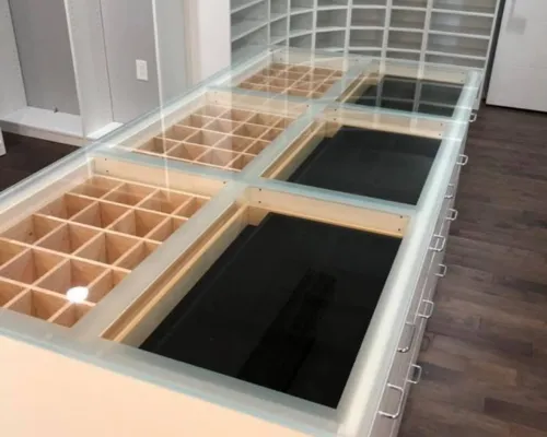 Custom Closet Design and Installation