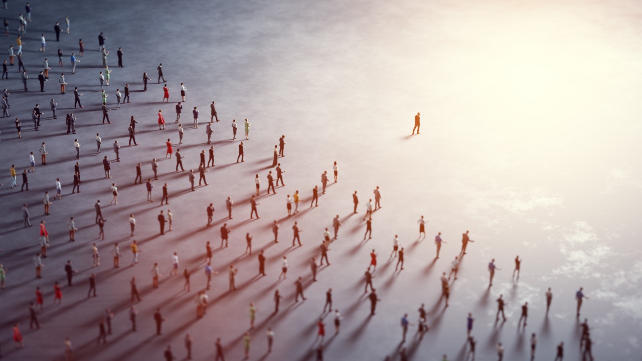 People following an influential leader