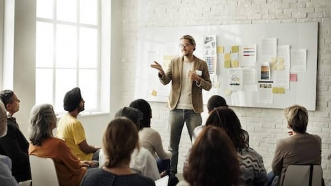 Training or Coaching: Which Suits You Best?