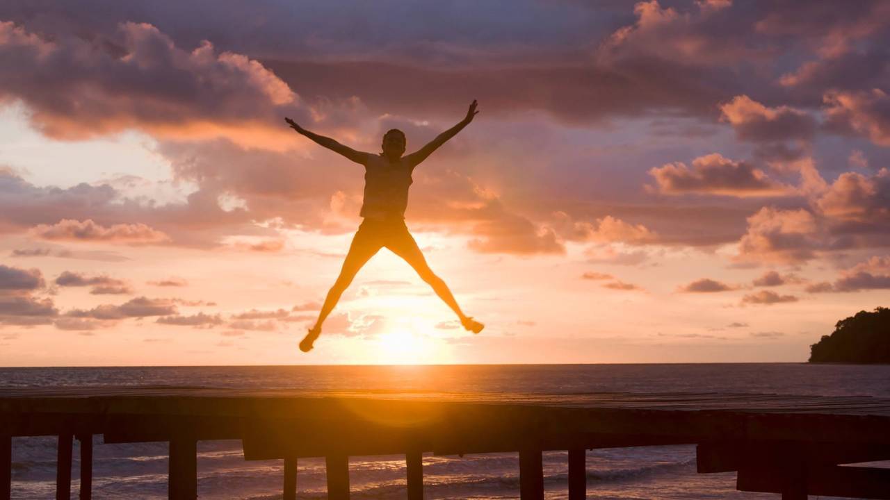 How to Have a Happier and Healthier 2023