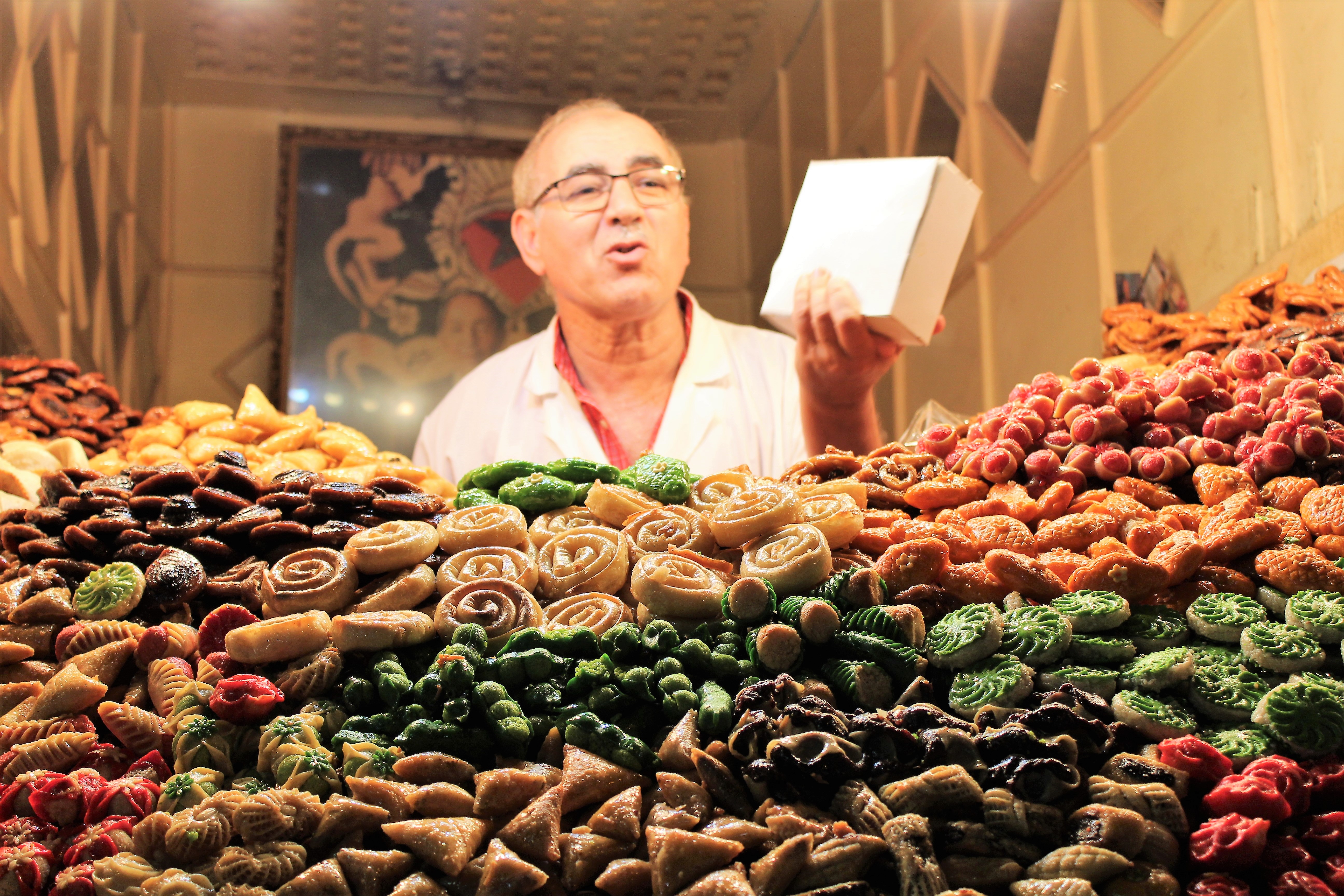 Cookie seller, Marrakech