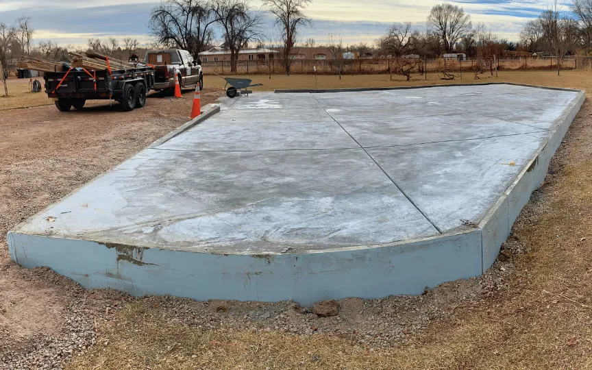 {{ custom_values.service_1 }} in {{custom_values.biz_area_1})