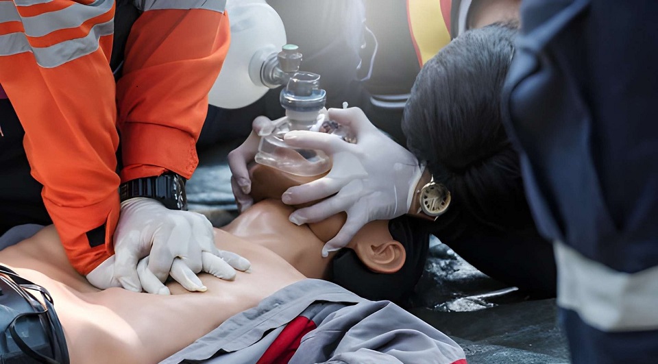 Online CPR Certification vs In-Person: What Arkansas Employers Actually Accept