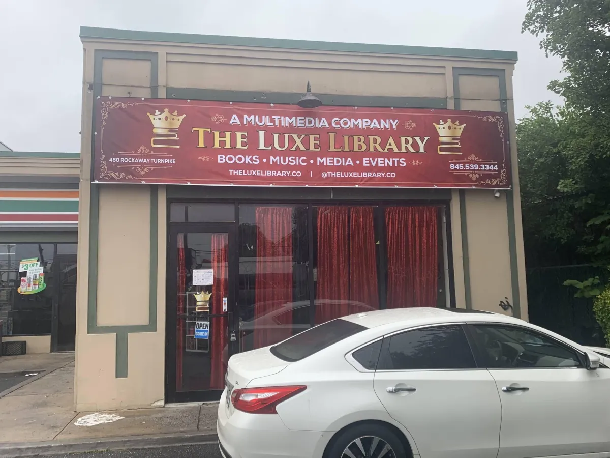 outdoor sign for business