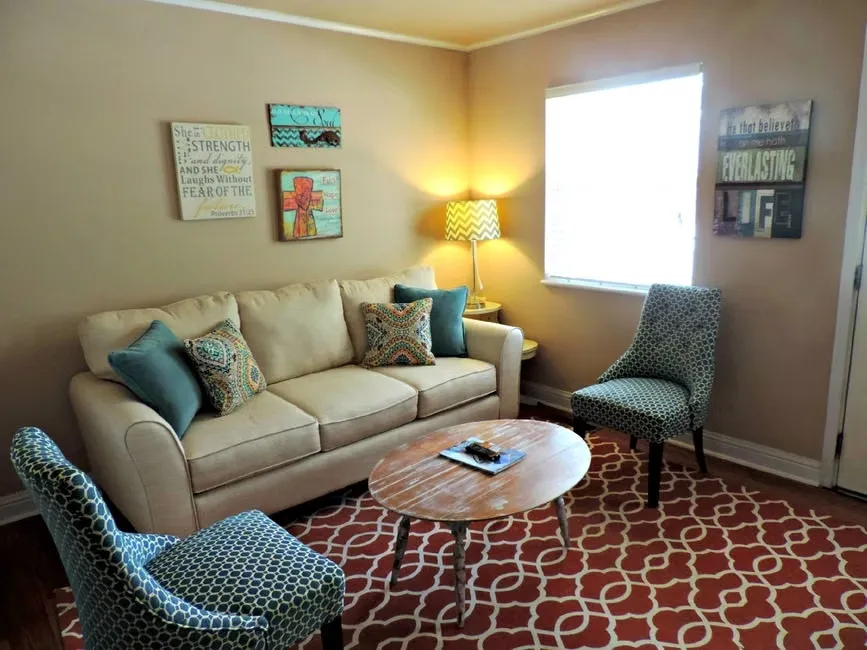 Coffee Table Calgary: Size, Shape & Sofa Fit Guide