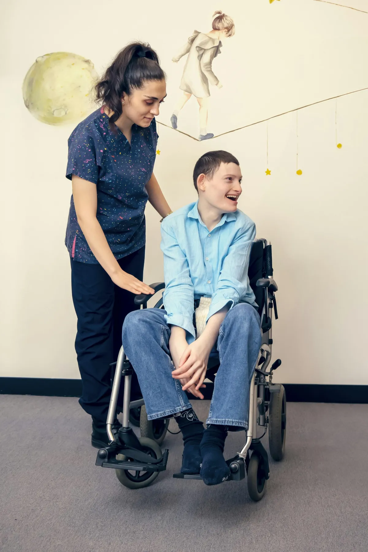 A warm, genuine interaction between a caregiver and a loved one in a comfortable home setting