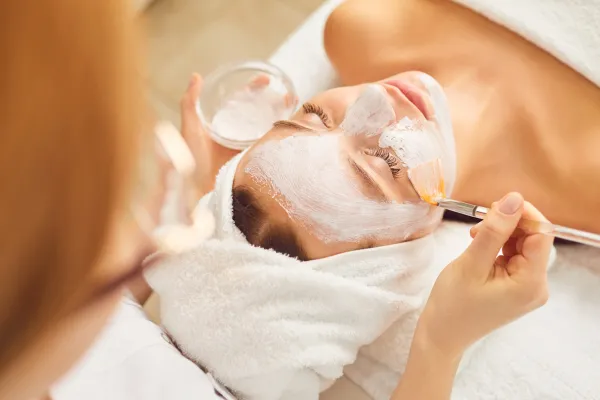 How to Make Your Salon Stand Out in a Crowded Market Without Spending a Fortune
