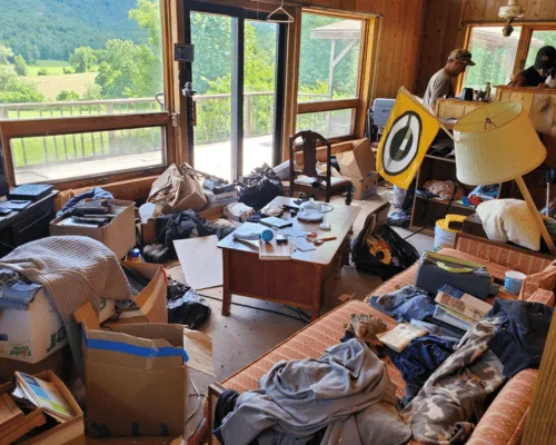 {{ custom_values.service_1 }} in {{custom_values.biz_area_1})