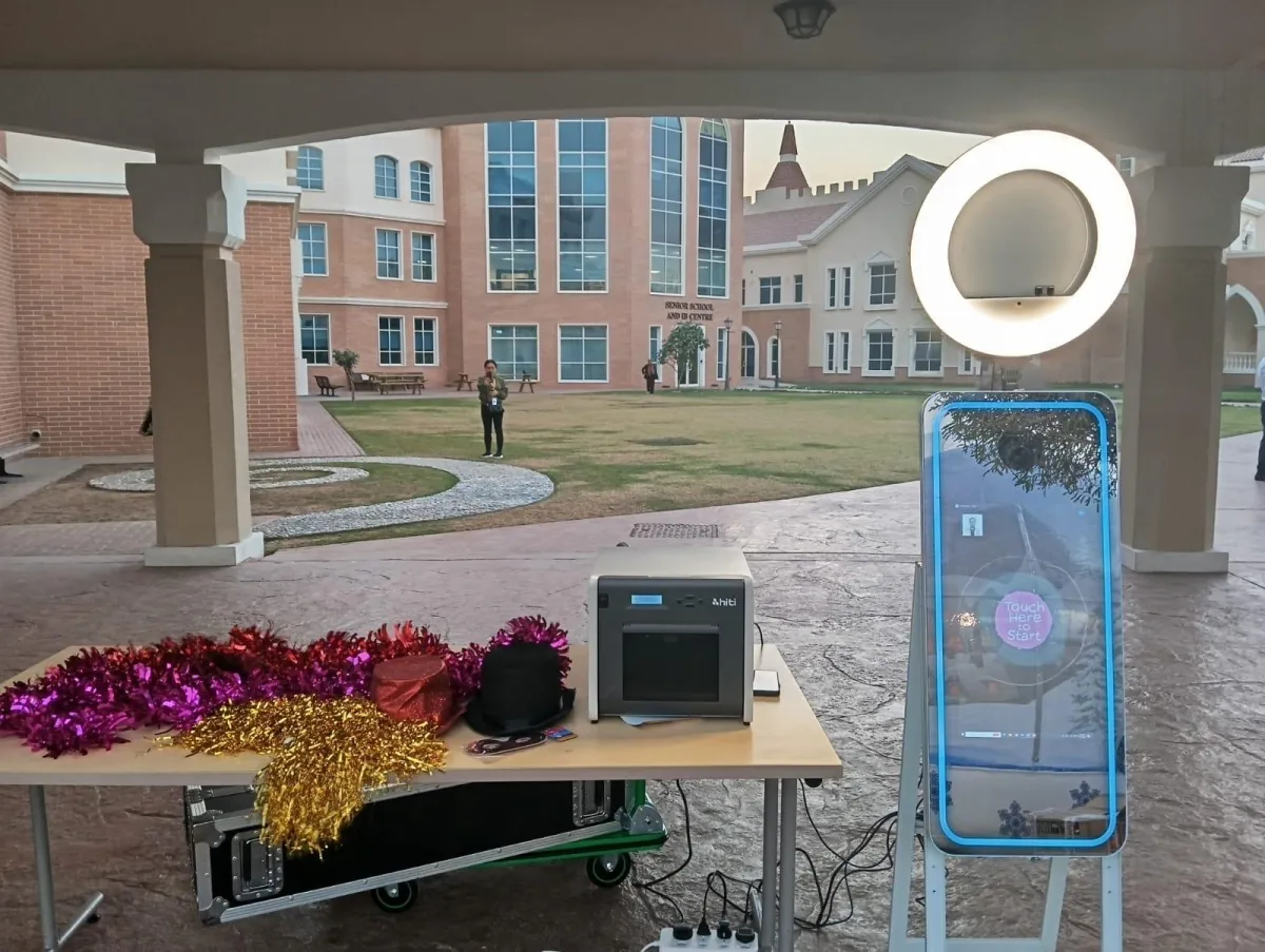 Magic Mirror Photo Booth