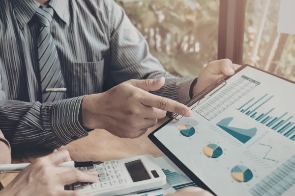 What Financial Details Should You Share With Your Team?