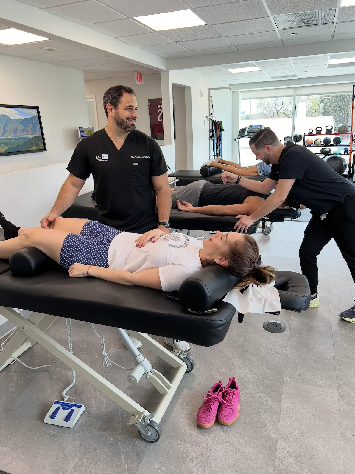 woman in black and white tank top