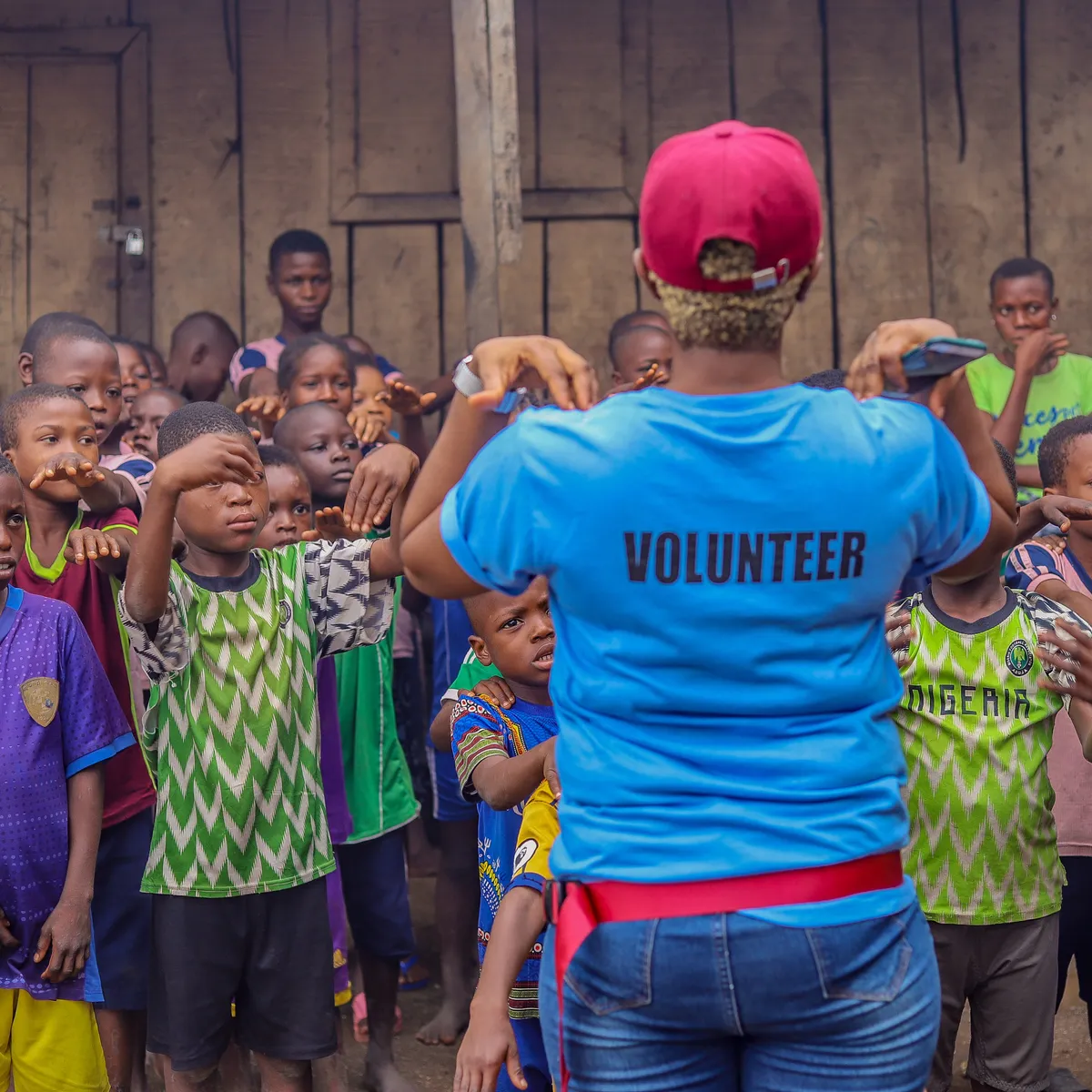 Volunteers collaborating