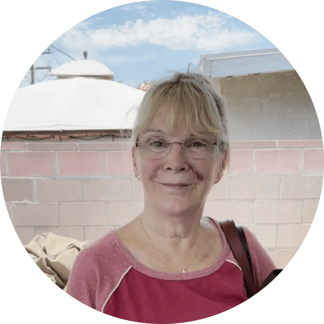 Karen - Happy home seller receiving keys
