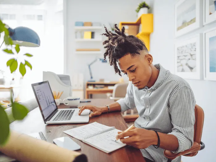 The Role of an Online Reading Tutor in the USA in Academic Success
