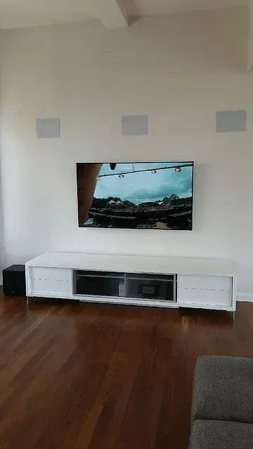 How to Choose The Right TV for Your Room or Home Theater Installation