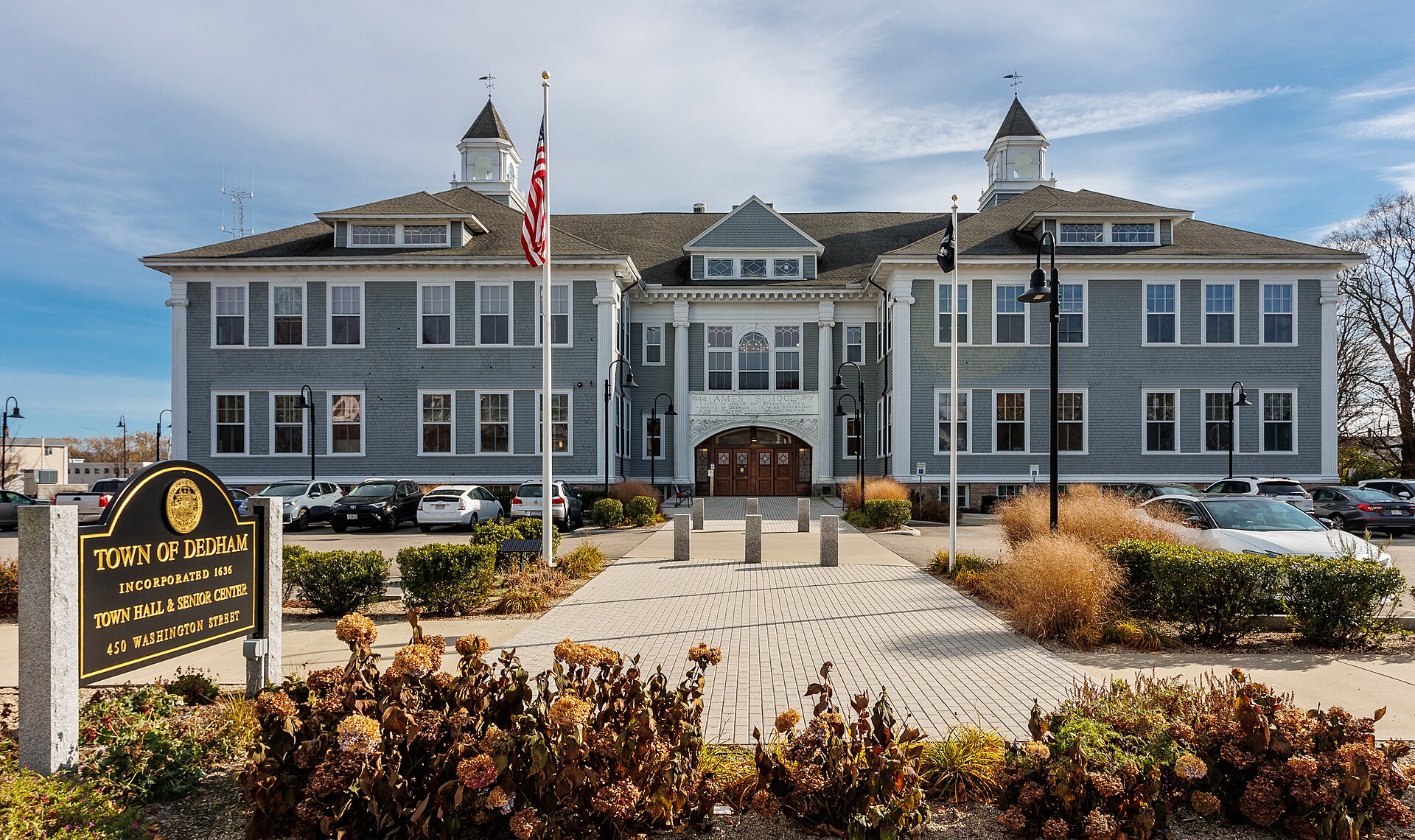 Dedham, Massachusetts community