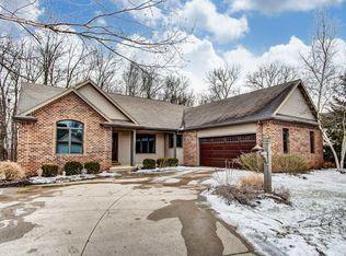 Fort Wayne Concrete builds and installs Driveway