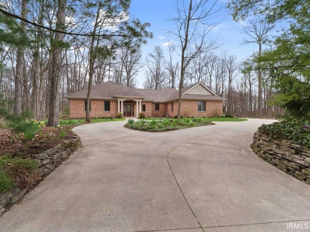 Fort Wayne Concrete builds and installs Driveway