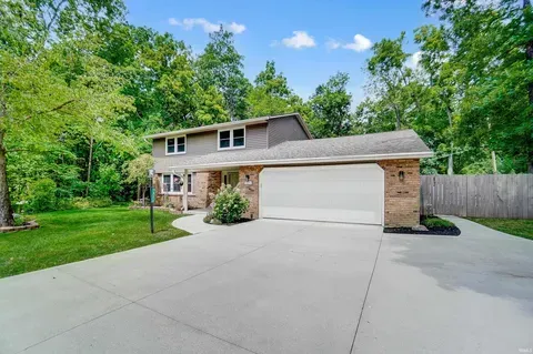 Fort Wayne Concrete builds and installs Driveway