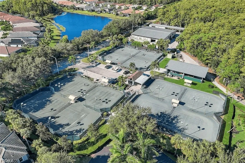 Six Har-Tru lighted tennis courts at The Club at Gateway, Fort Myers FL