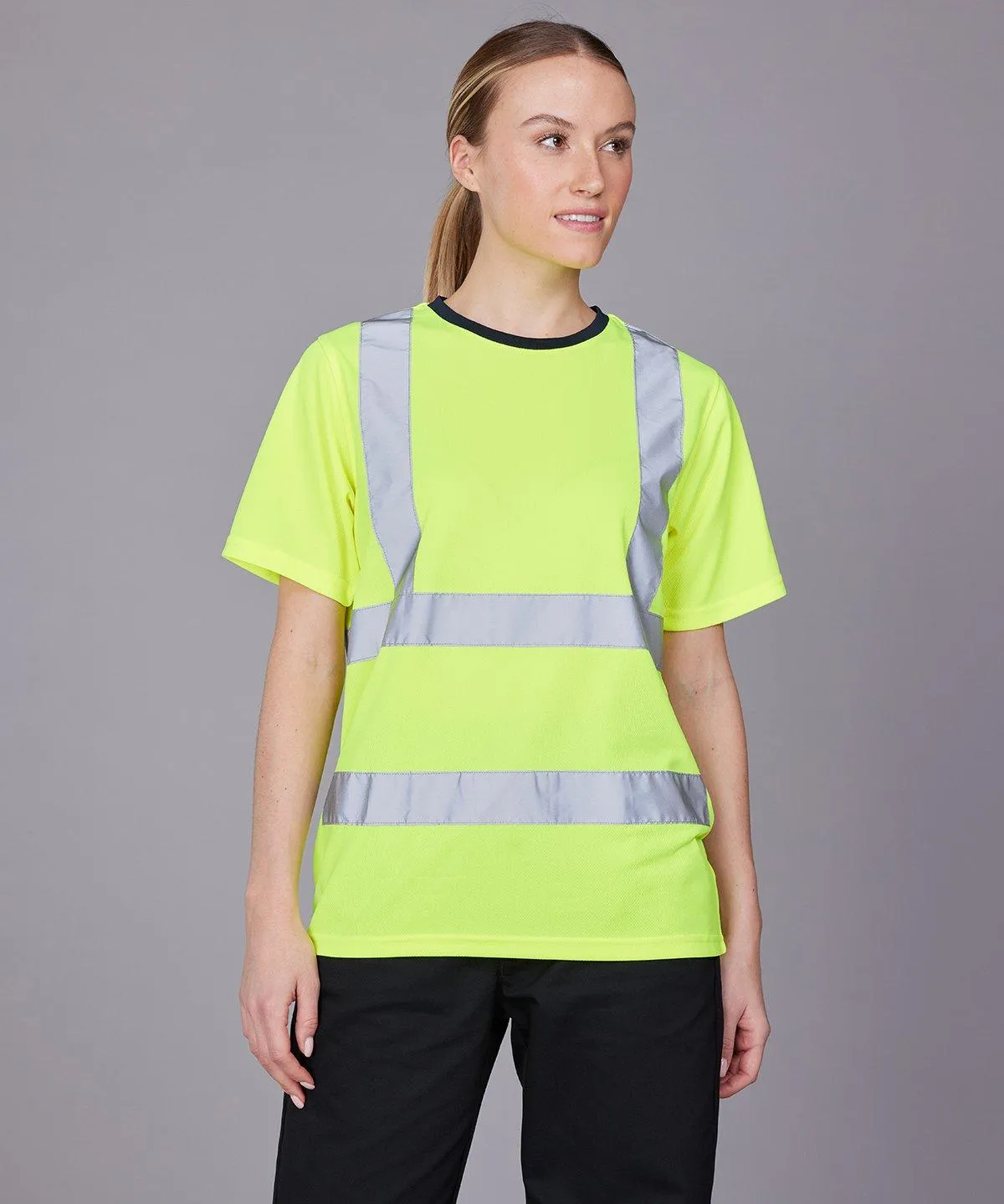 SHORT SLEEVE   T-SHIRT