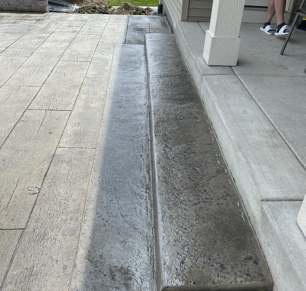 Tulsa stamped concrete backyard patio