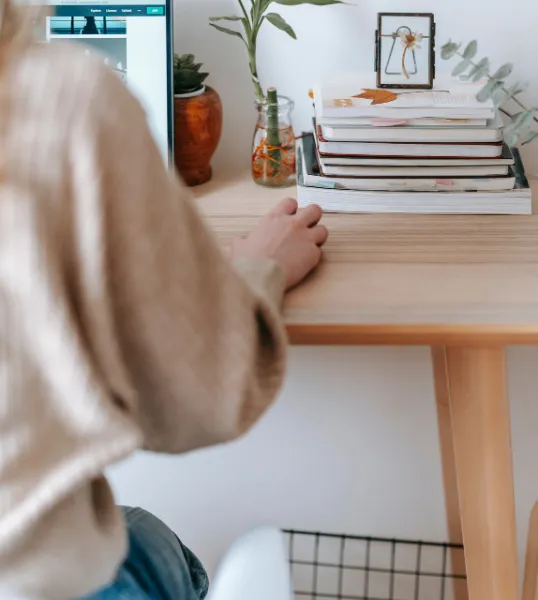 Parent receiving online IEP coaching support