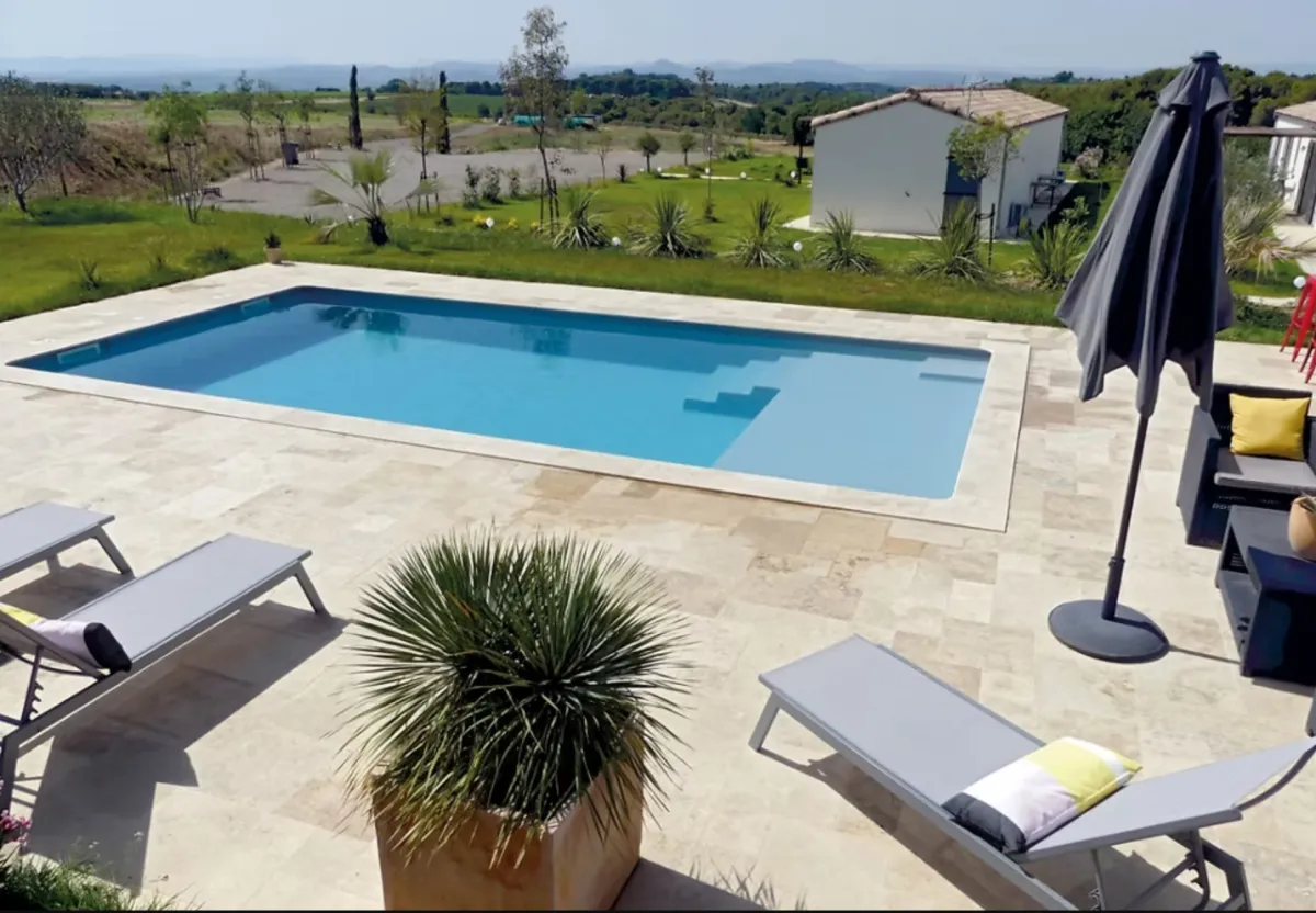 Fabricant de piscine