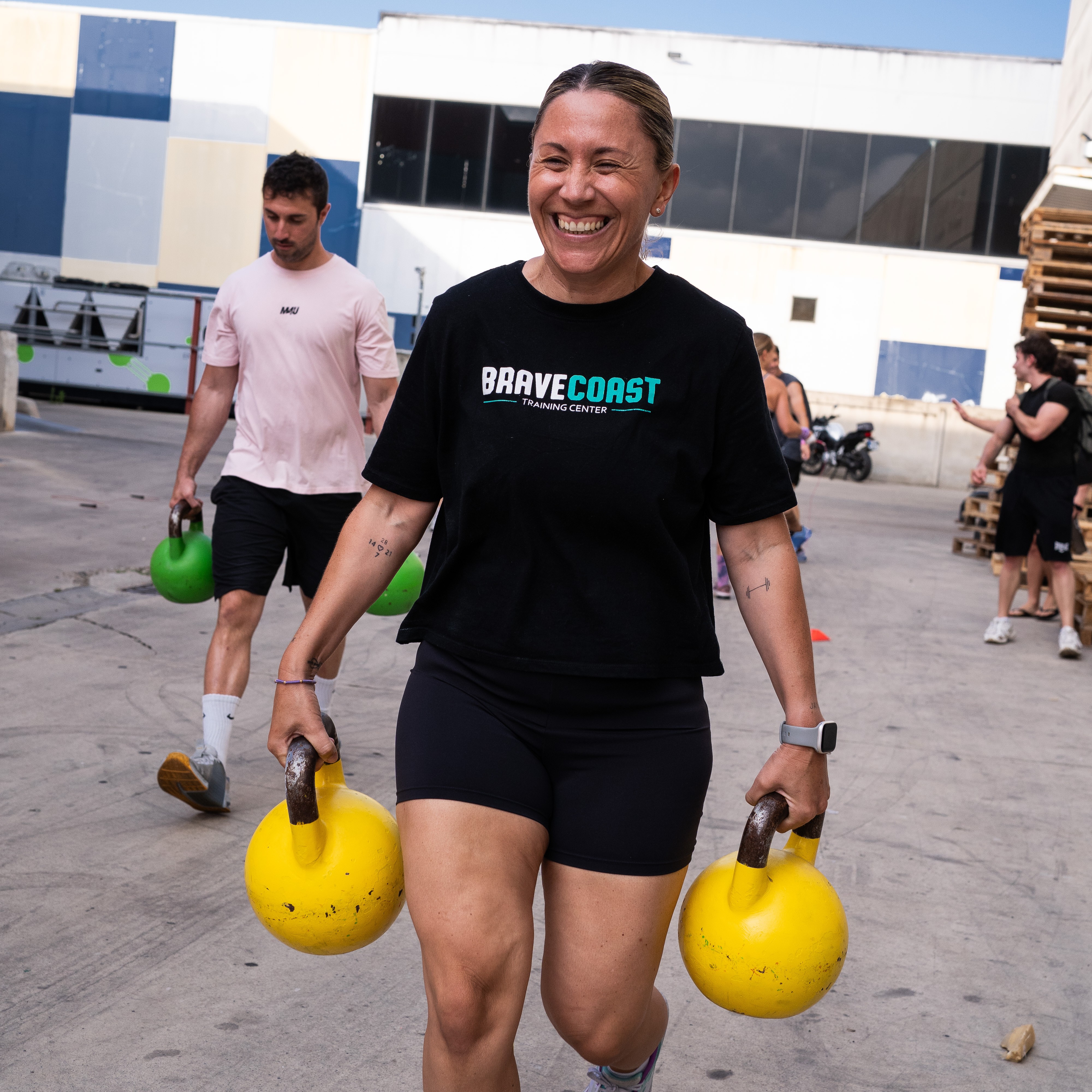 mujeres corriendo