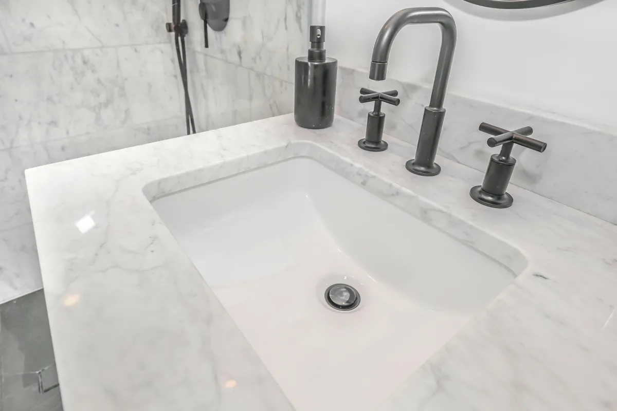 Elegant marble countertop installation for a residential bathroom