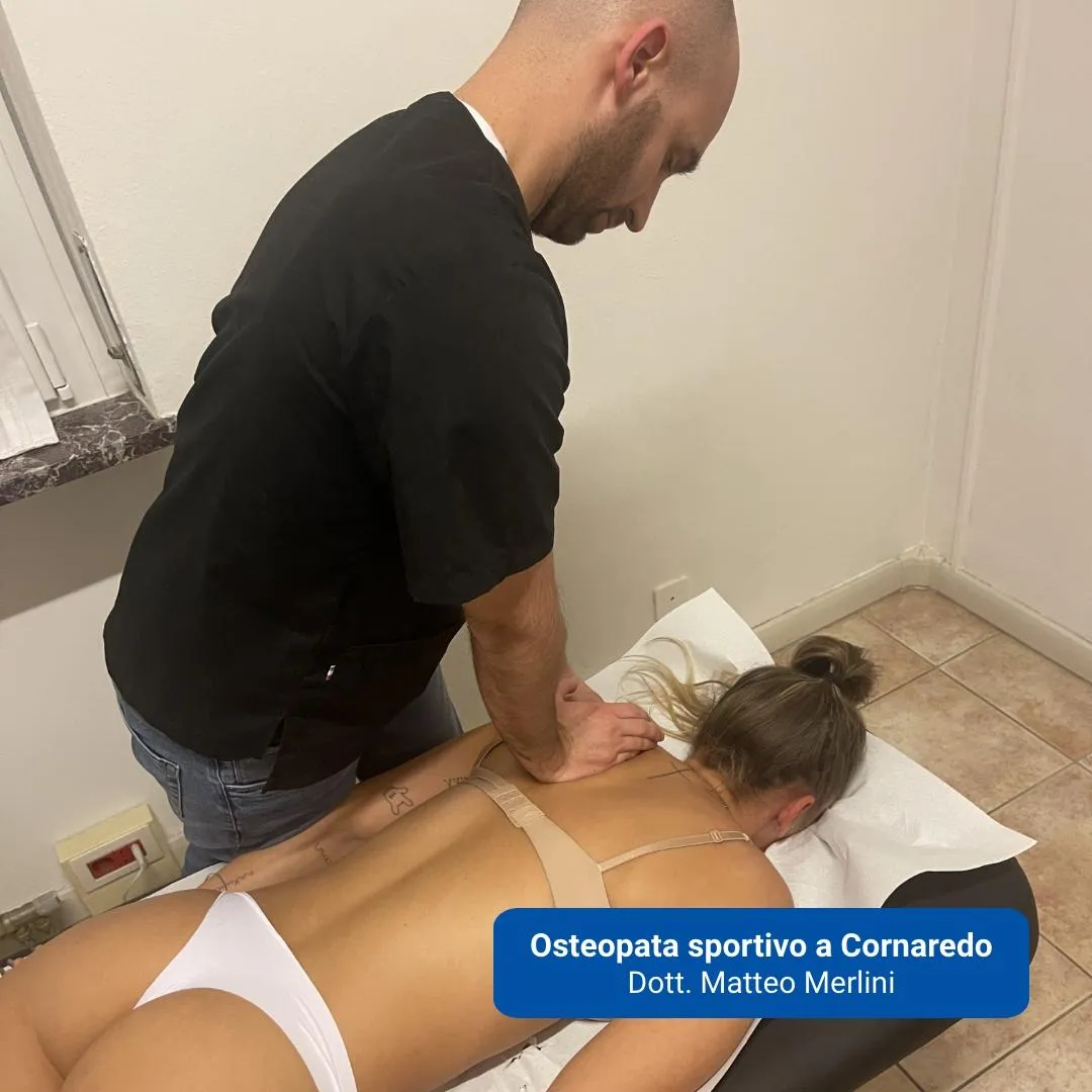 Osteopata sportivo a Cornaredo Matteo Merlini tratta una donna