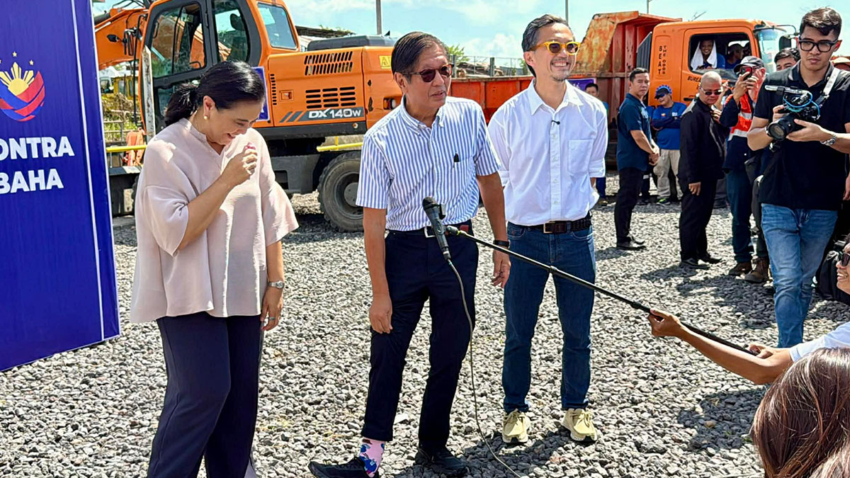 President Ferdinand Marcos Jr. speaking during his visit to Naga City, addressing questions about whether his meeting with Mayor Leni Robredo was political.