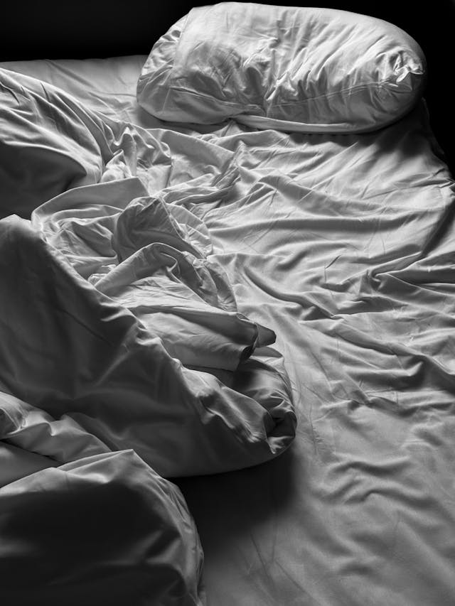 Insonnia e tumore al seno: il legame tra dolore cronico, distress e qualità del sonno