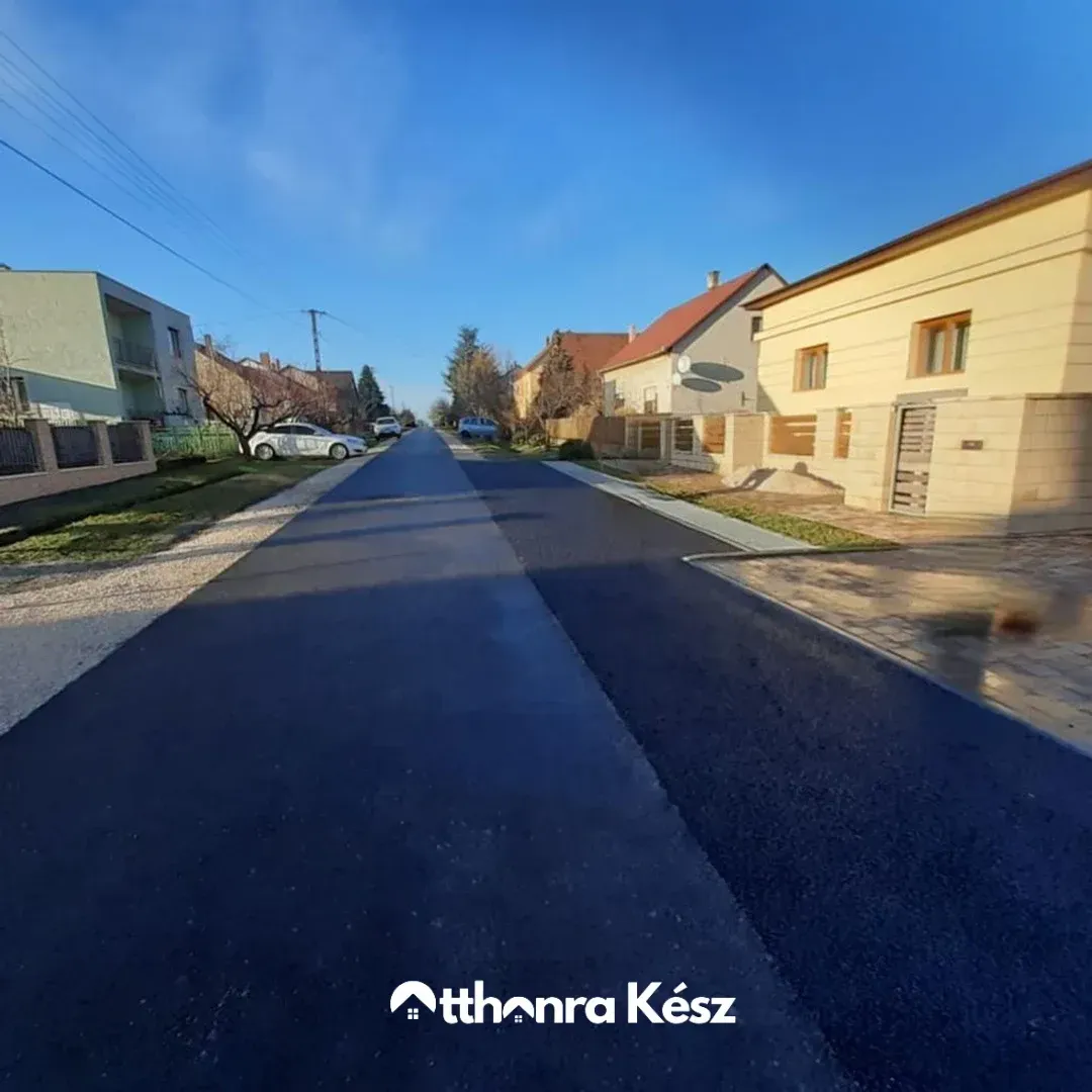 Kocsibeálló aszfaltozása és udvarkövezés szakszerű kivitelezéssel Budapest