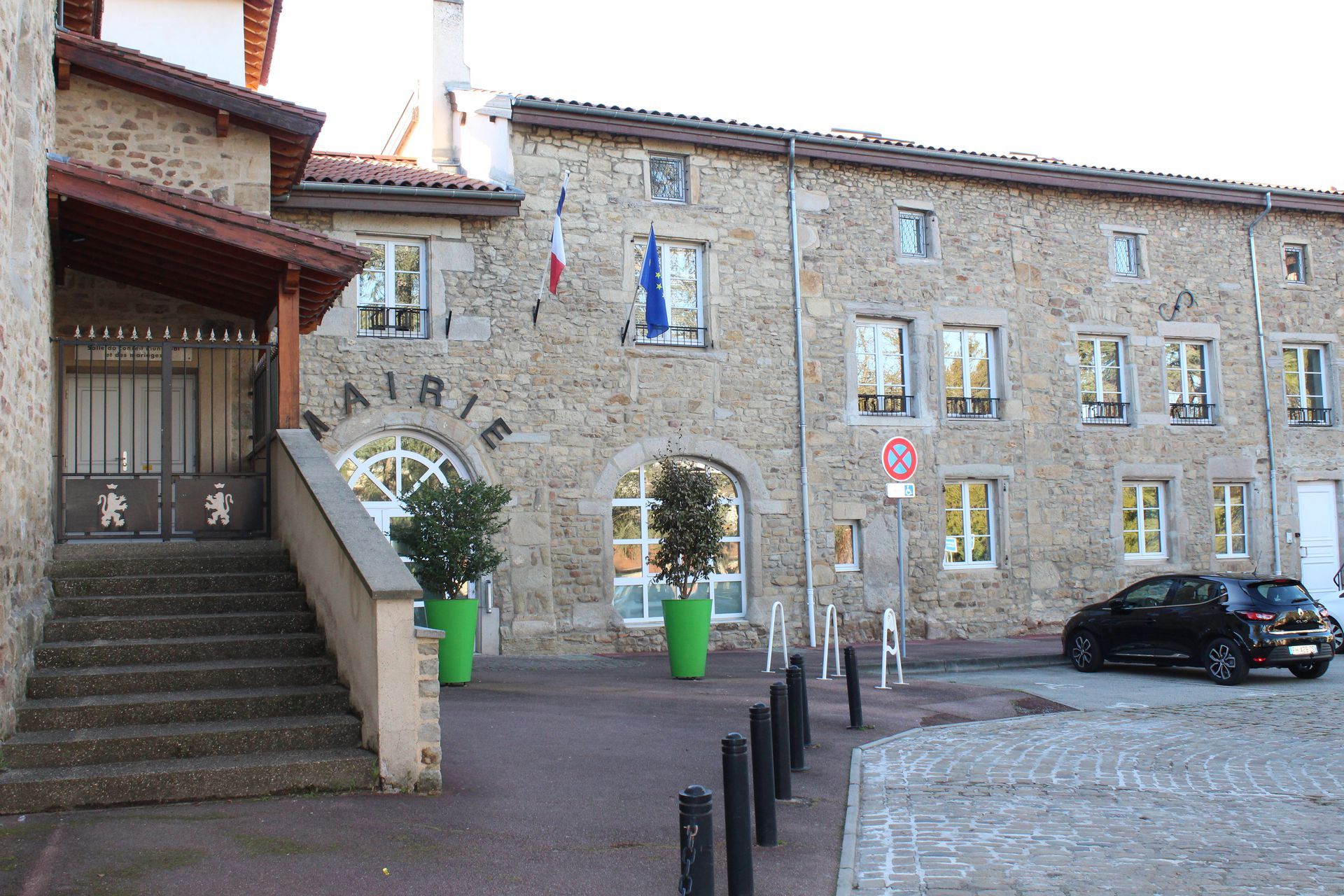 3R Services - Nettoyage toiture, portails et fermetures extérieures - Villars