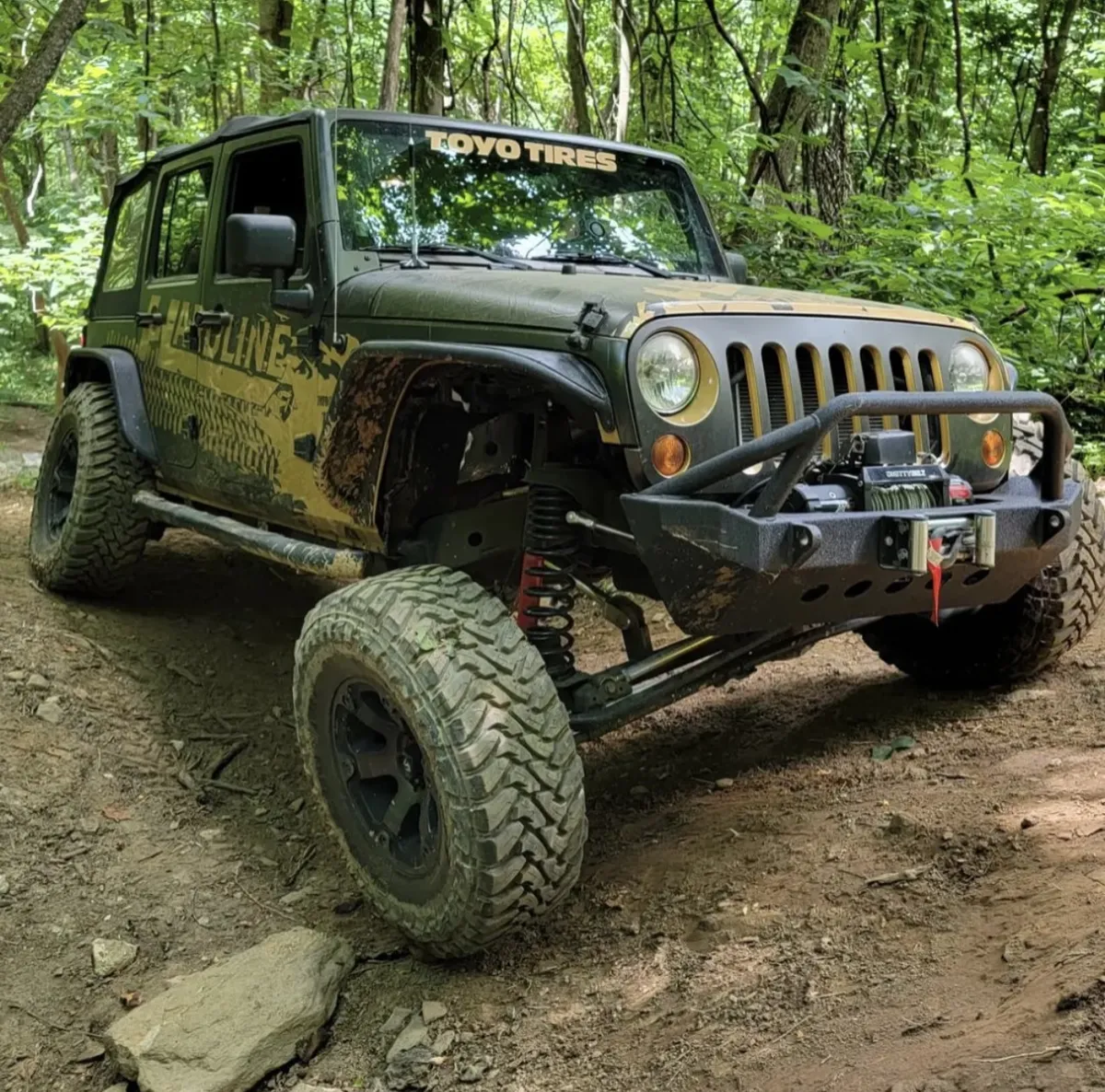 Hardline Customs custom lift kit and off-road suspension components