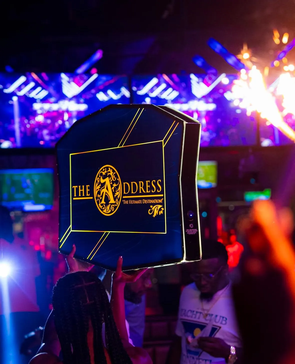 Nightclub Bottle Presentation - The Incrowd Houston