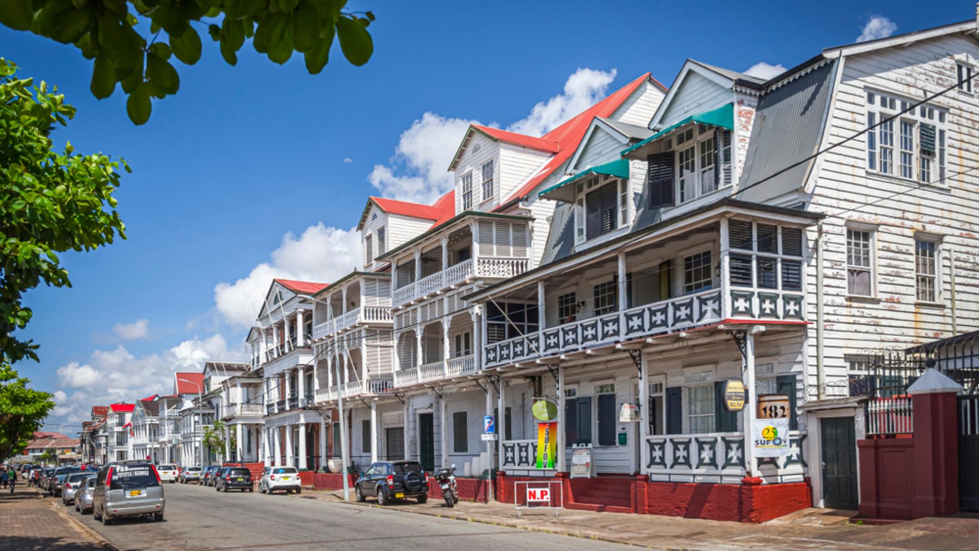 Employer of Record (EOR) in Suriname: Things to know when moving to Suriname as an expat