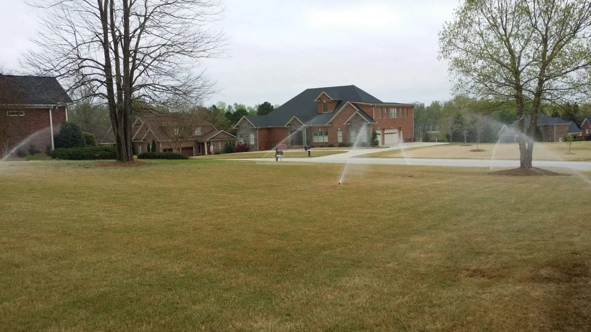 outdoor pool landscaping