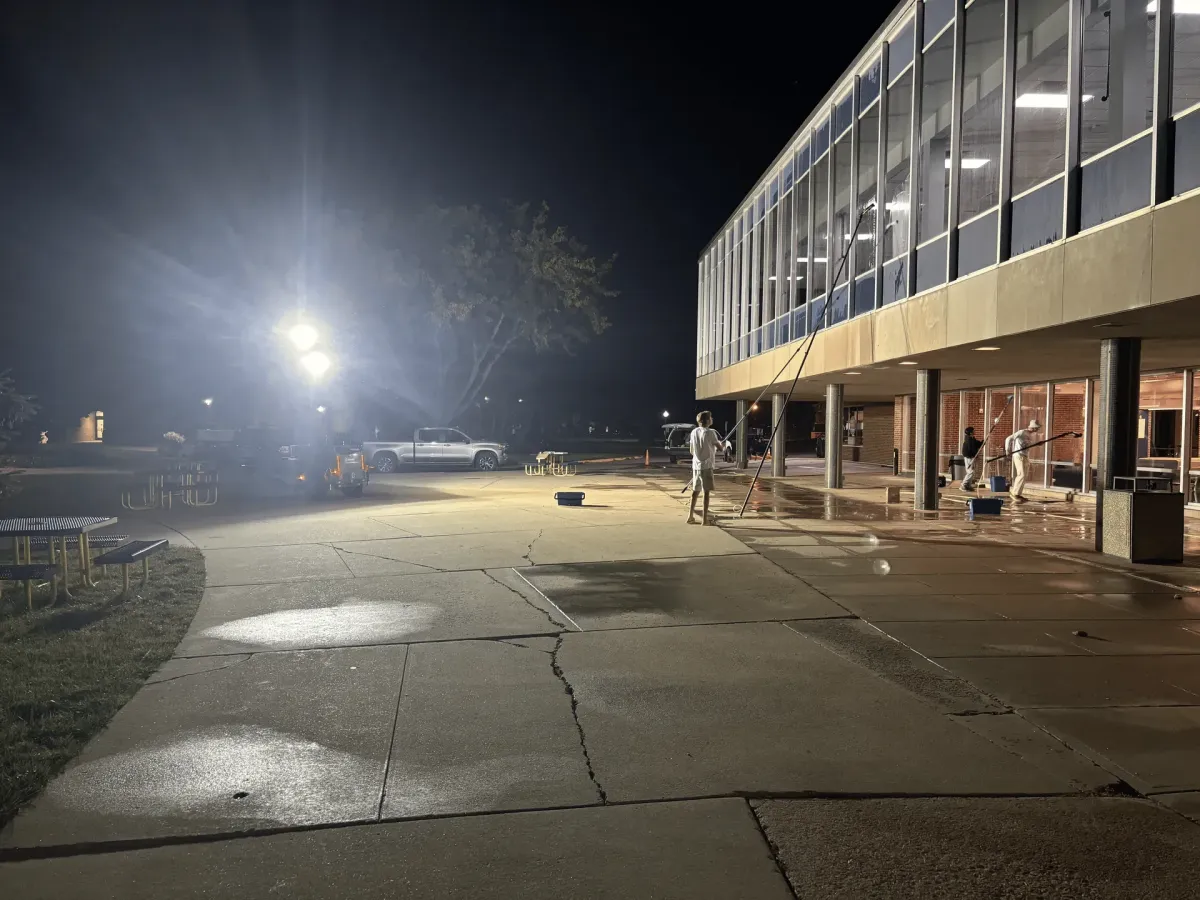 Commercial Pressure Washing in Sioux Falls, Pierre, Fort Pierre And Surrounding Areas