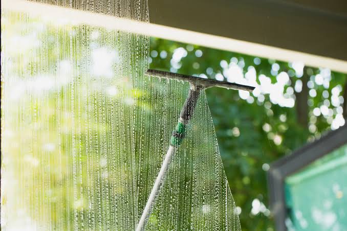 Window Cleaning in Sioux Falls, Pierre, Fort Pierre And Surrounding Areas