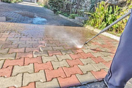 Brandon Paver Cleaning, Sanding & Sealing