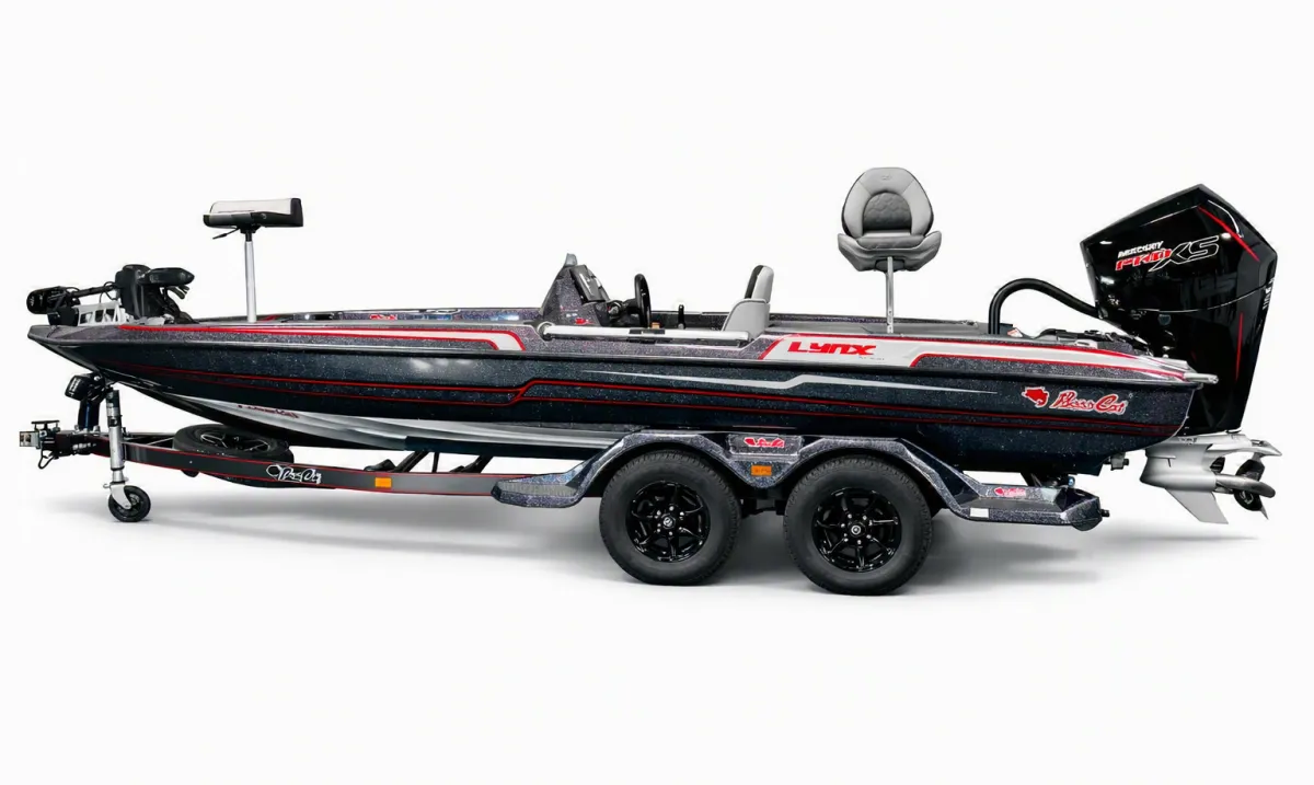 Premium Fishing Boat on Truman Lake