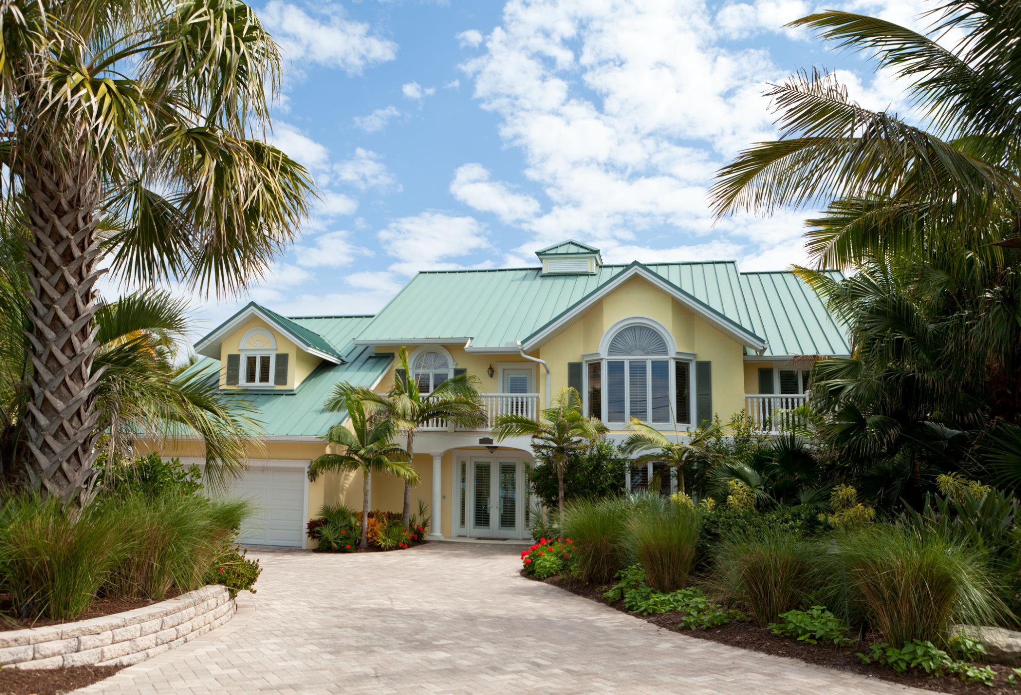 Beautiful Southwest Florida home representing homeowners accessing home equity through a HELOC home equity line of credit.